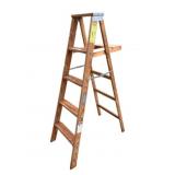 Werner Wood Ladder - 56 x 34 x 20