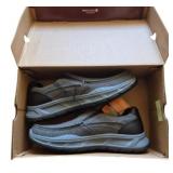 Skechers Memory Foam Sneakers Size 10.5