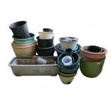 Lot of Plastic Planters - 12 x 14
