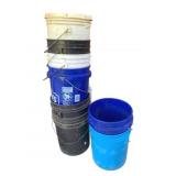 Lot of 5 Gallon Buckets
