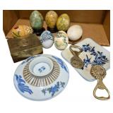 Group Lot of Oriental Decorative Items