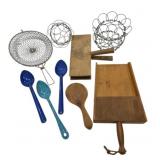 Assorted Vintage Kitchen Accessories