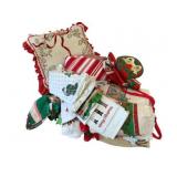 Christmas Towels & Accessories
