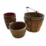 Lot of Fruit/Vegetable Baskets
