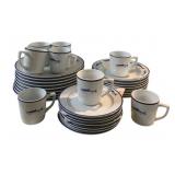 32pc 10 Strawberry Street China Set
