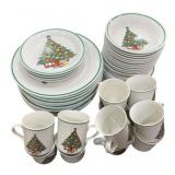 48pc Set Lynns Christmas Dinnerware