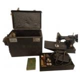 Singer Featherweight Sewing Machine w/ Case