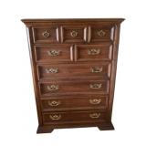 Thomasville 6-drawer Chest - 55 x 40 x 19