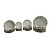33pc Made in China Dinnerware Set