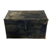 Vintage Military Style Foot Locker Trunk