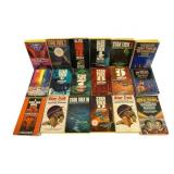 18 Star Trek Books