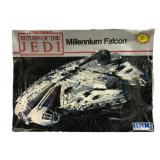 Star Wars Millennium Falcon Model Kit