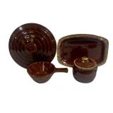 4 Hull Pottery Items