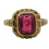 10K Gold Ring w/ Pink Stone Size 3 0.05oz