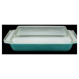 Pyrex Turquoise Casserole Dish w/ Lid