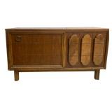 Vintage Mid-Century 6 Drawer Dresser