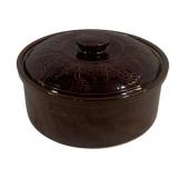Stoneware Dish w/ Lid - 9.5 x 6