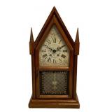 New England Clock 8-Day Mantle Clock w/ Key