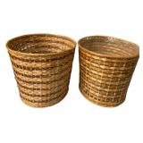 1 Plastic Lined Basket & 1 Plain Basket