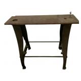 Workshop Wood/Metal Stand - 31 x 34.5 x 10.5