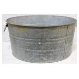 Metal wash tub