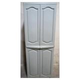 Outdoor storage cabinet