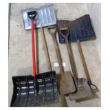 Outdoor shovels
