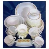 95pc Corelle dinnerware set