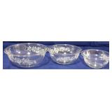 3 Pyrex bowls