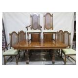 Table with 6 chairs