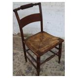 Weaved seat chair