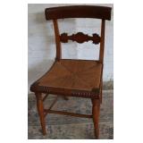 Weaved seat chair