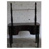 Acanthus carved dressing stand w/ towel bar