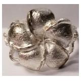 Plumera ring