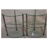 Set of 2 glass corner tables