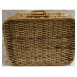 Picnic basket
