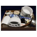 Box lot of assorted household items