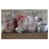 Tray lot of glasses and household items