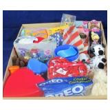 Box lot of assorted items
