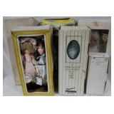 Group of 6 Assorted dolls