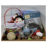 Box lot of assorted items