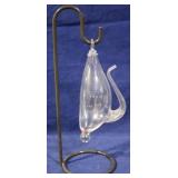 Oil bottle with hanger