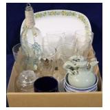 Box lot of assorted items