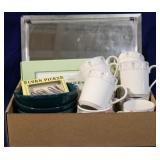 Box lot of assorted items