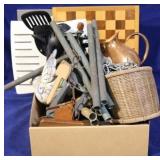 Box lot of assorted items