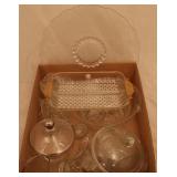 Tray lot of assorted glass items
