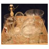 Tray lot of assorted glass items
