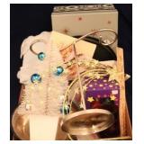 Tray lot of assorted items
