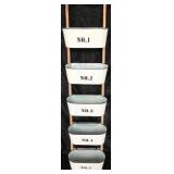 1-5 Bucket Ladder