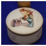 Hummel "Book Worm" Round Box